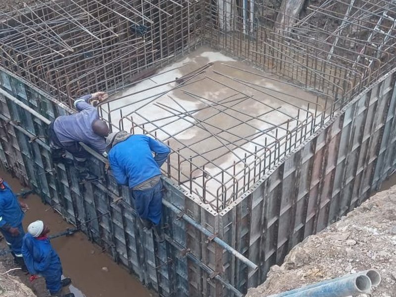 Wall formwork and steel reinforcement